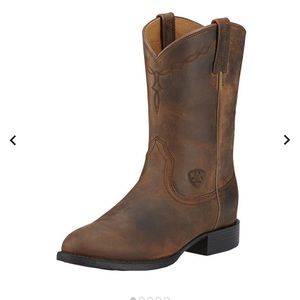 NWT Size 8 Ariat Heritage Roper Boots